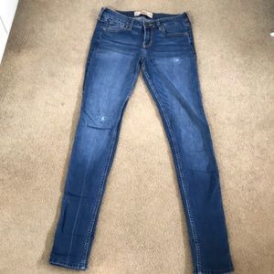 Hollister skinny jeans.